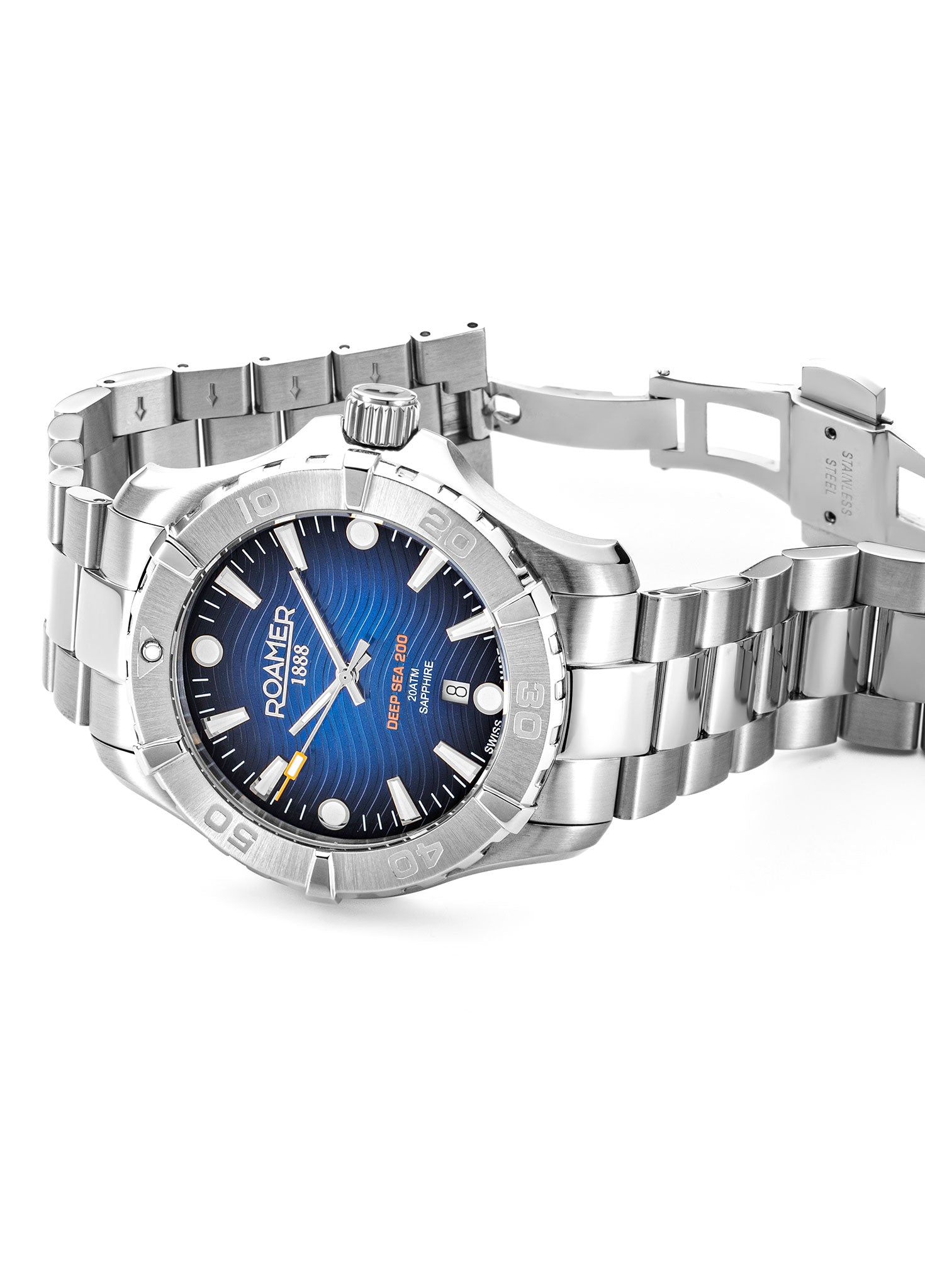 Deep Sea 200 43mm Quartz Three-Hand Date Blue Dial Silver Bracelet Sap