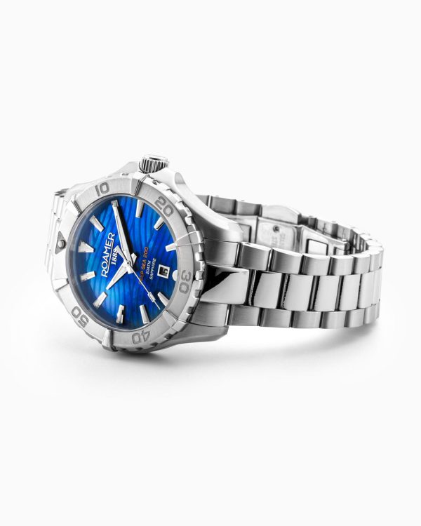 Deep Sea 200 Ladies 34mm Quartz Three-Hand Date Blue Dial Silver Brace