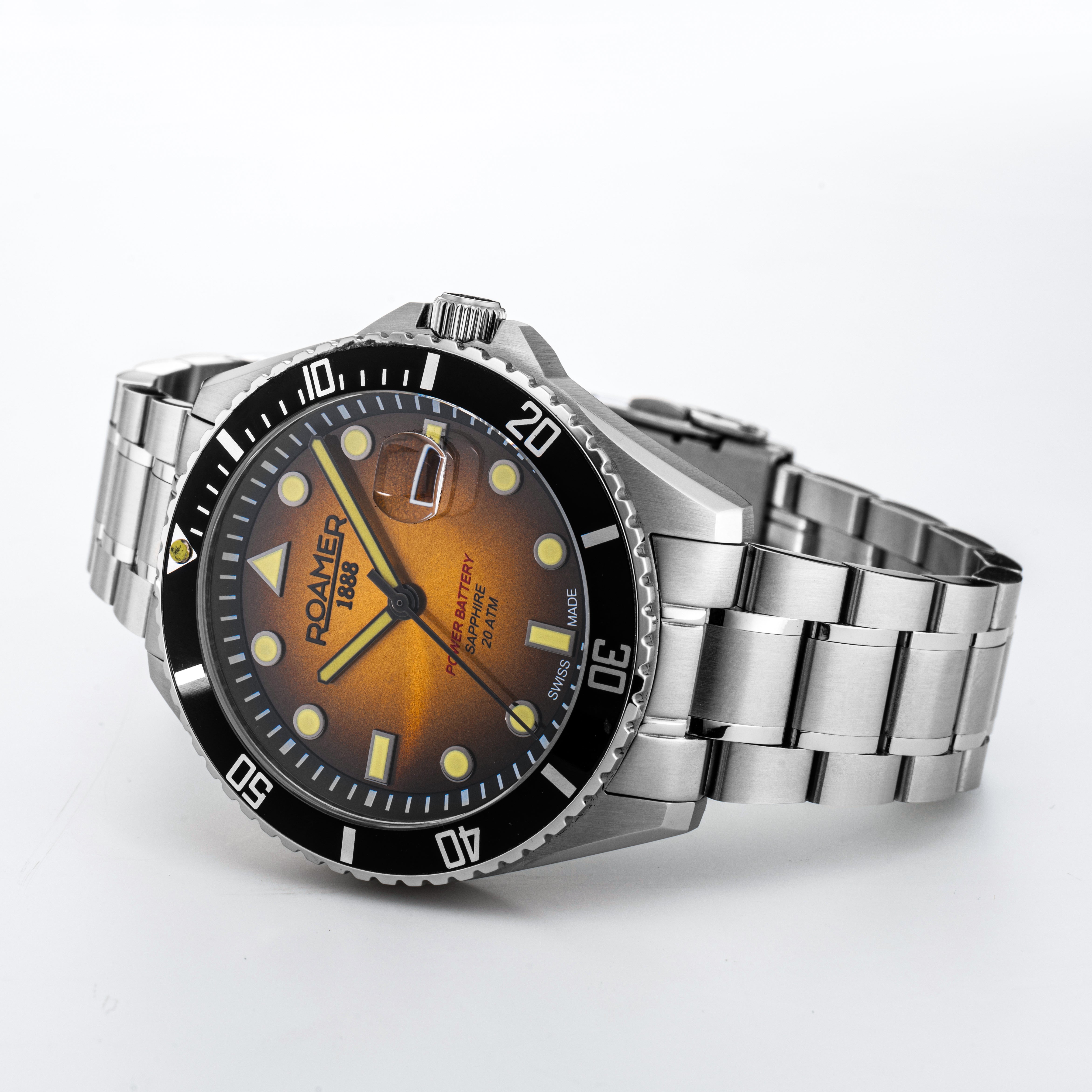 Pro Diver 200 43mm Quartz Three-Hand Date Yellow Gradient Dial Silver