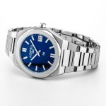 R8 Ladies 32.5mm Quartz Two-Hand Date Blue Sunray Dial Silver Bracelet