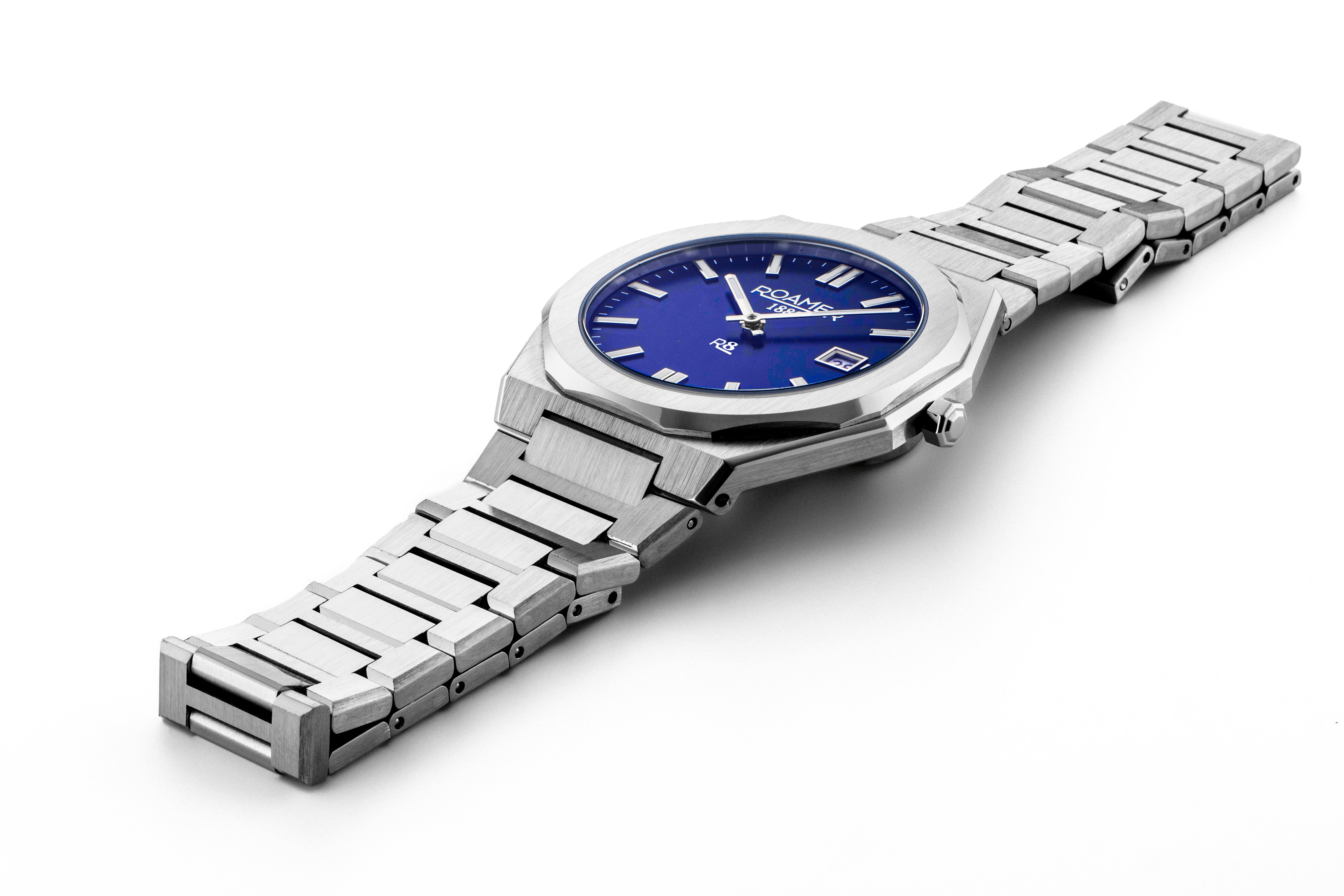 R8 Gents 41mm Quartz Three-Hand Date Blue Dial Silver Bracelet Sapphir