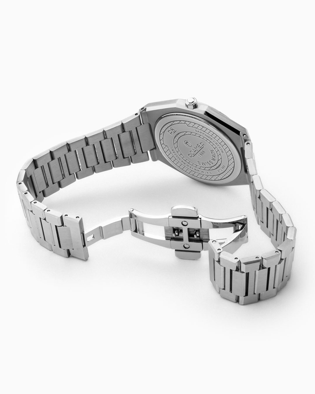 R8 Gents 41mm Quartz Three-Hand Date Black Sunray Dial Silver Bracelet